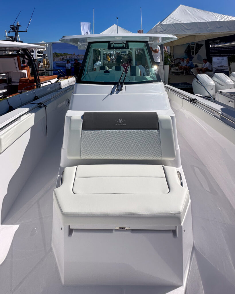 bertram 34 cc - corte lotti marine-2